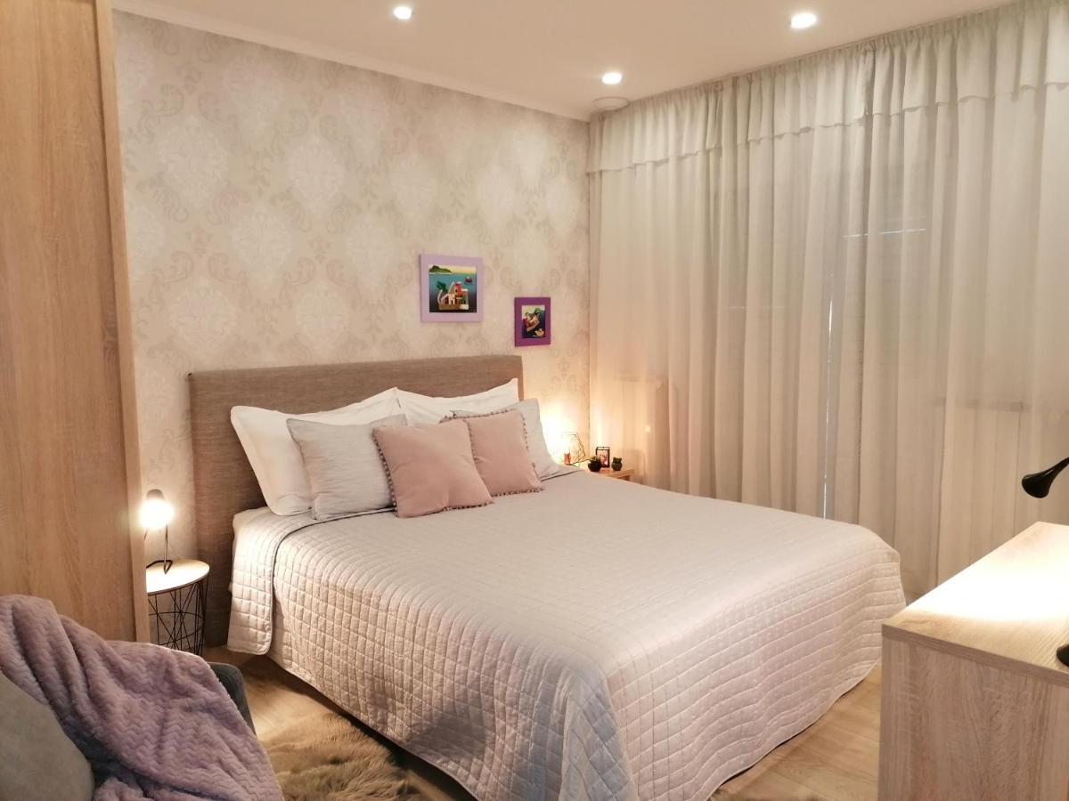Iris Apartment Hvar Town